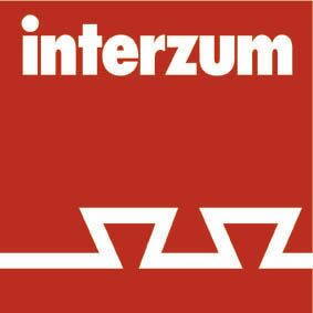 Weißes „interzum“-Logo mit stilisiertem Zackenband auf rotem quadratischem Hintergrund