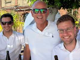 Das Schott-Team mit Leonhard Buchetmann, Jörg Wingefeld und Bastian Hoyer feierte mit.