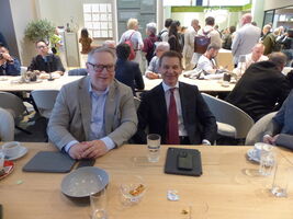 Nobilia-Vertriebschef Bernd Weisser bekam Besuch von den BSHVertriebskollegen Enrico Hoffmann und Ulrike Pesta.