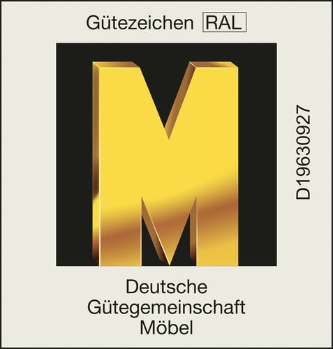 Goldenes 3D-M auf schwarzem Hintergrund als RAL-Gütezeichen der Deutschen Gütegemeinschaft Möbel mit seitlicher Kennnummer D19630927