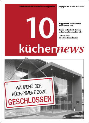 Titelseite der Fachzeitschrift „küchennews“ mit großem Hinweis „Während der Küchenmeile 2020 geschlossen“ vor einem modernen Küchenstudio-Gebäude