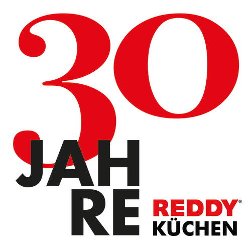 Jubiläumslogo mit großer roter „30“ und dem Schriftzug „JAHRE REDDY KÜCHEN“ in Schwarz und Rot